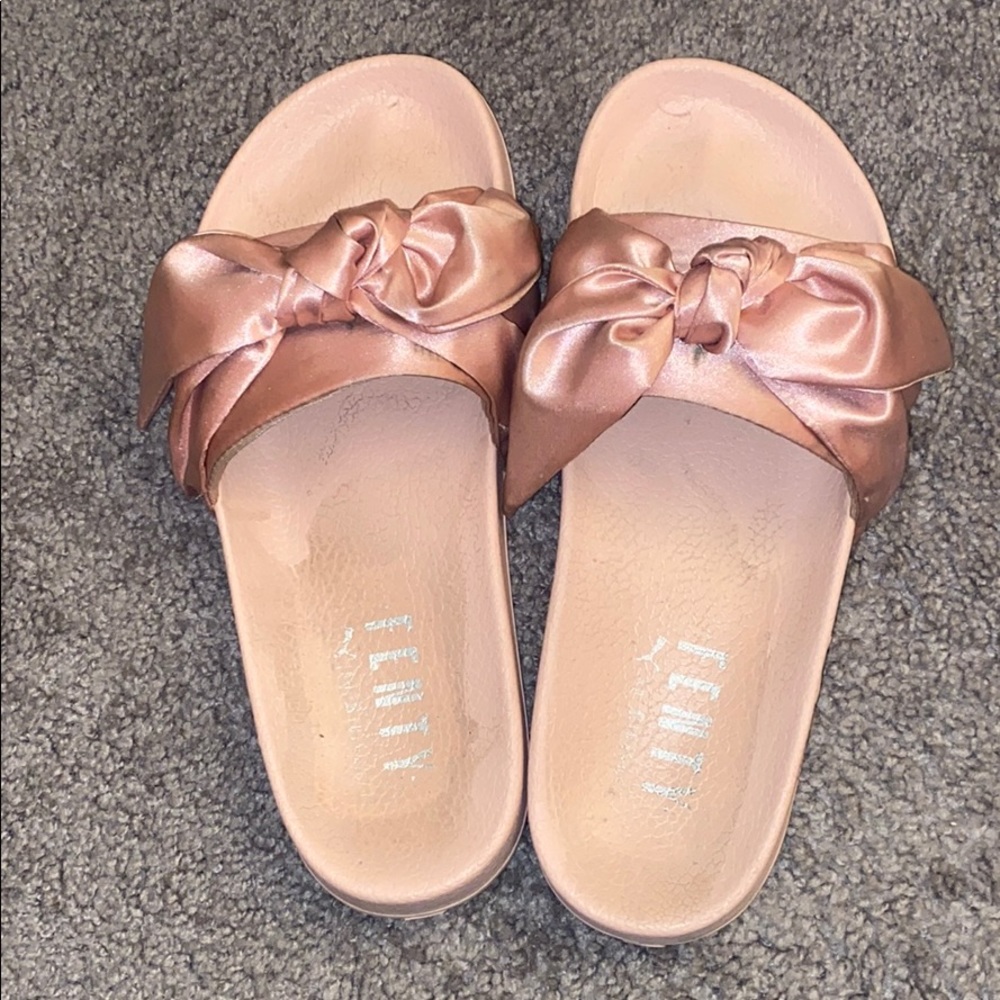 Fenty Puma bow slides
